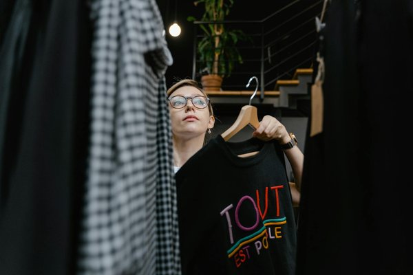 How are UK fashion designers incorporating cultural heritage into their collections?